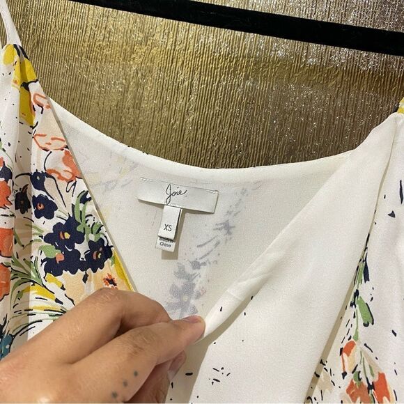 NWOT Joie 100% Silk Jerrica Romper in Porcelain - Picture 5 of 6